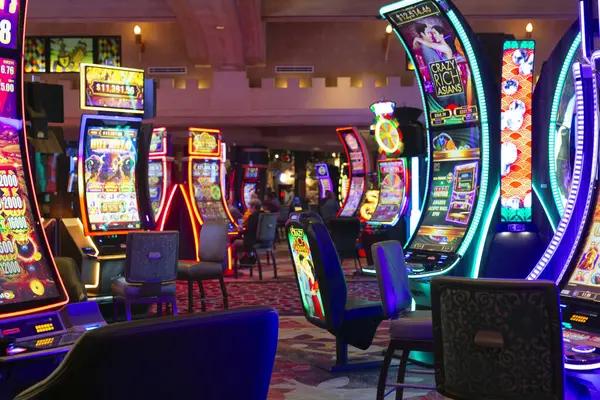 How Casino Non AAMS Platforms Differ in Game Selection